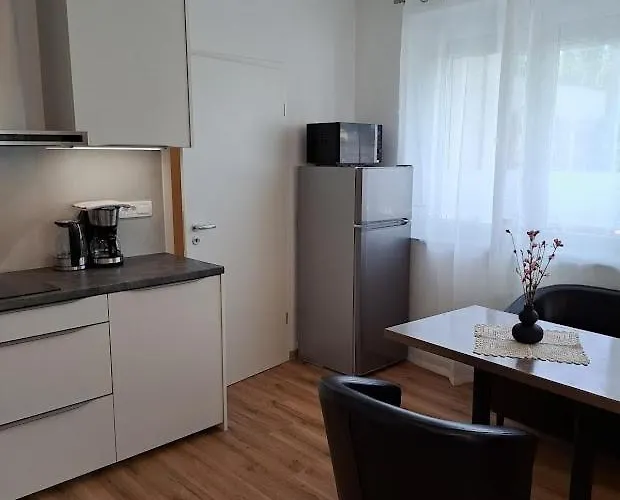 Ema And Διαμέρισμα *