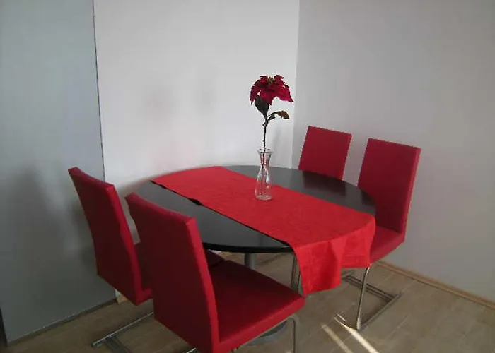 Ema And Διαμέρισμα *