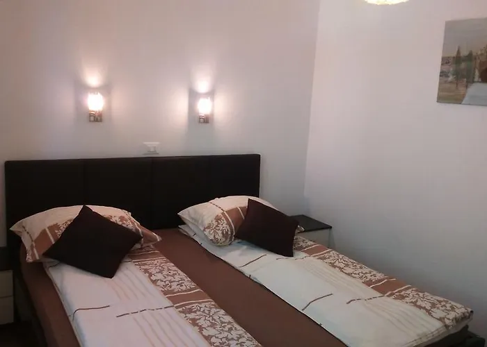 Ema And * Λιουμπλιάνα